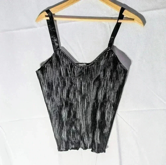 Escapade black women's pleated shell with straps sz M made in USA - Picture 1 of 4